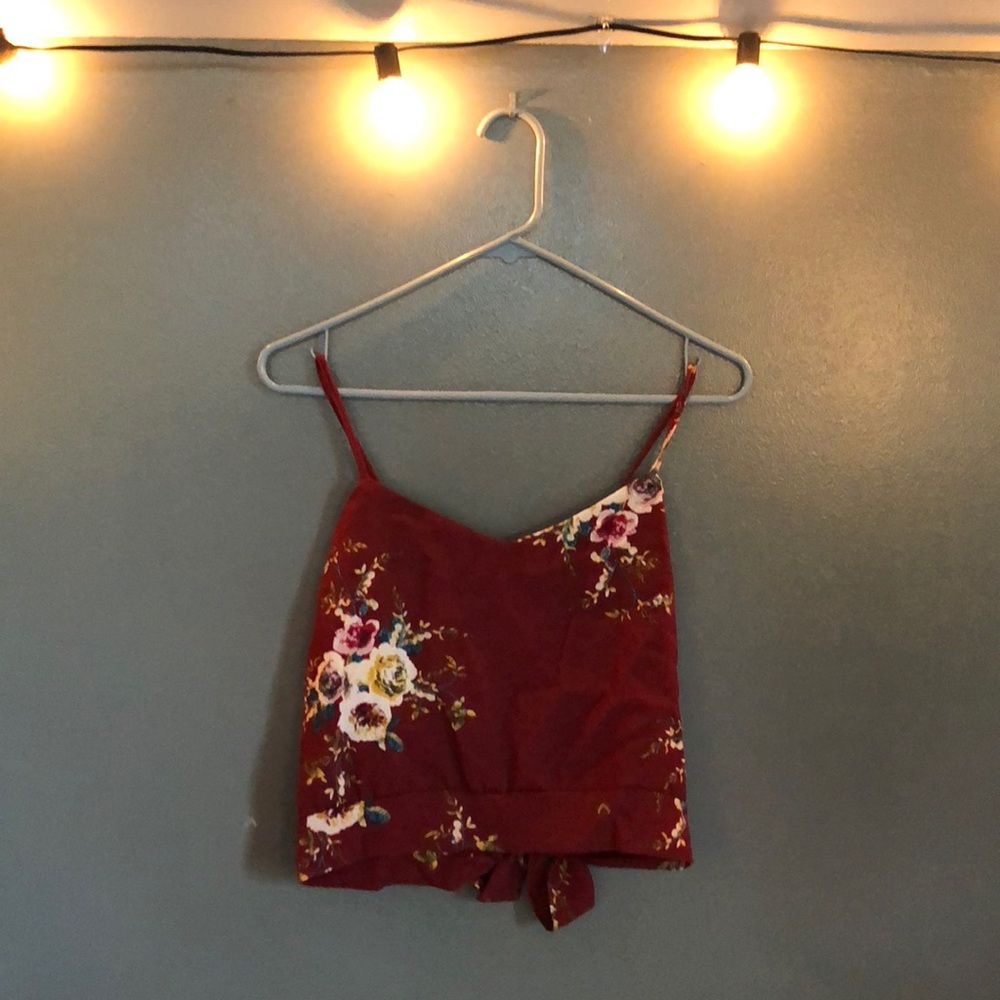 NWOT Floral Crop Top with tie back